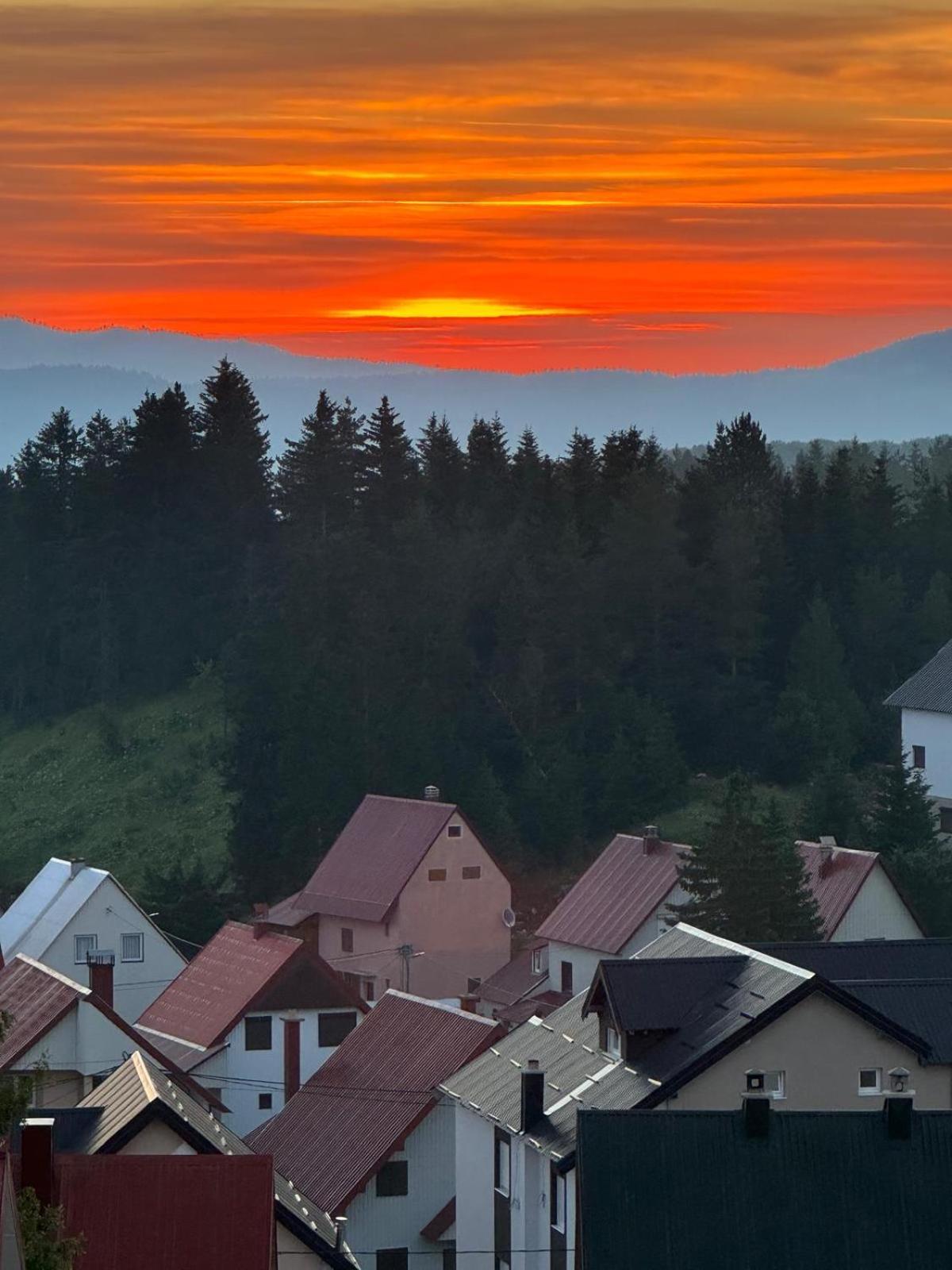 Forma Lux Zabljak Exteriör bild